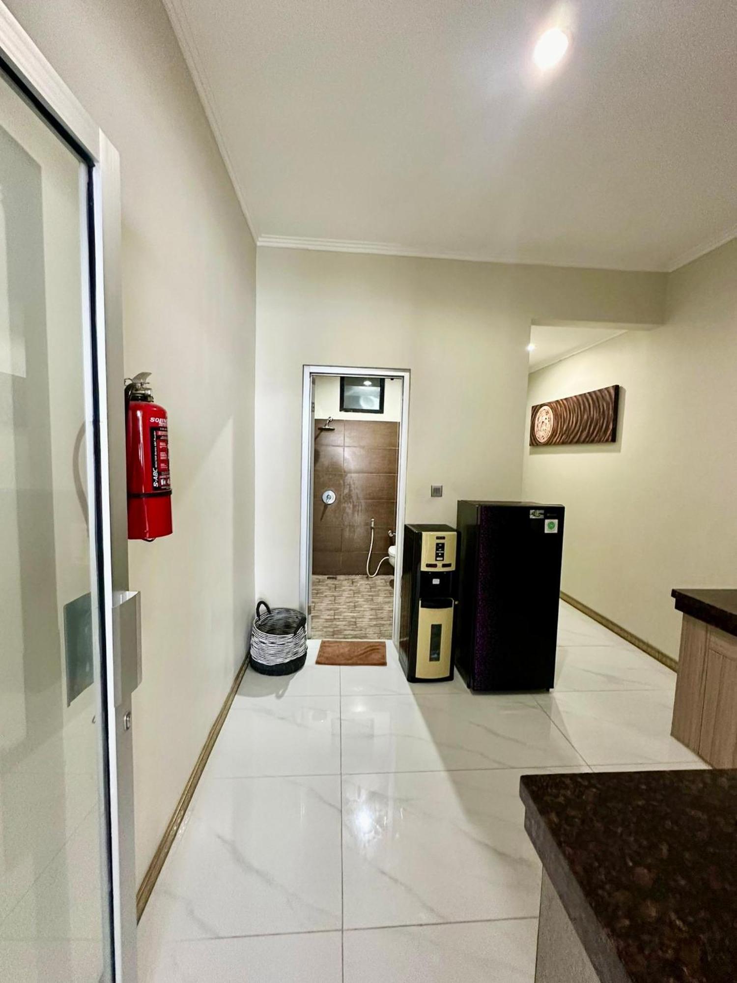 Kuta Regency B10 One Bedroom Villa ภายนอก รูปภาพ